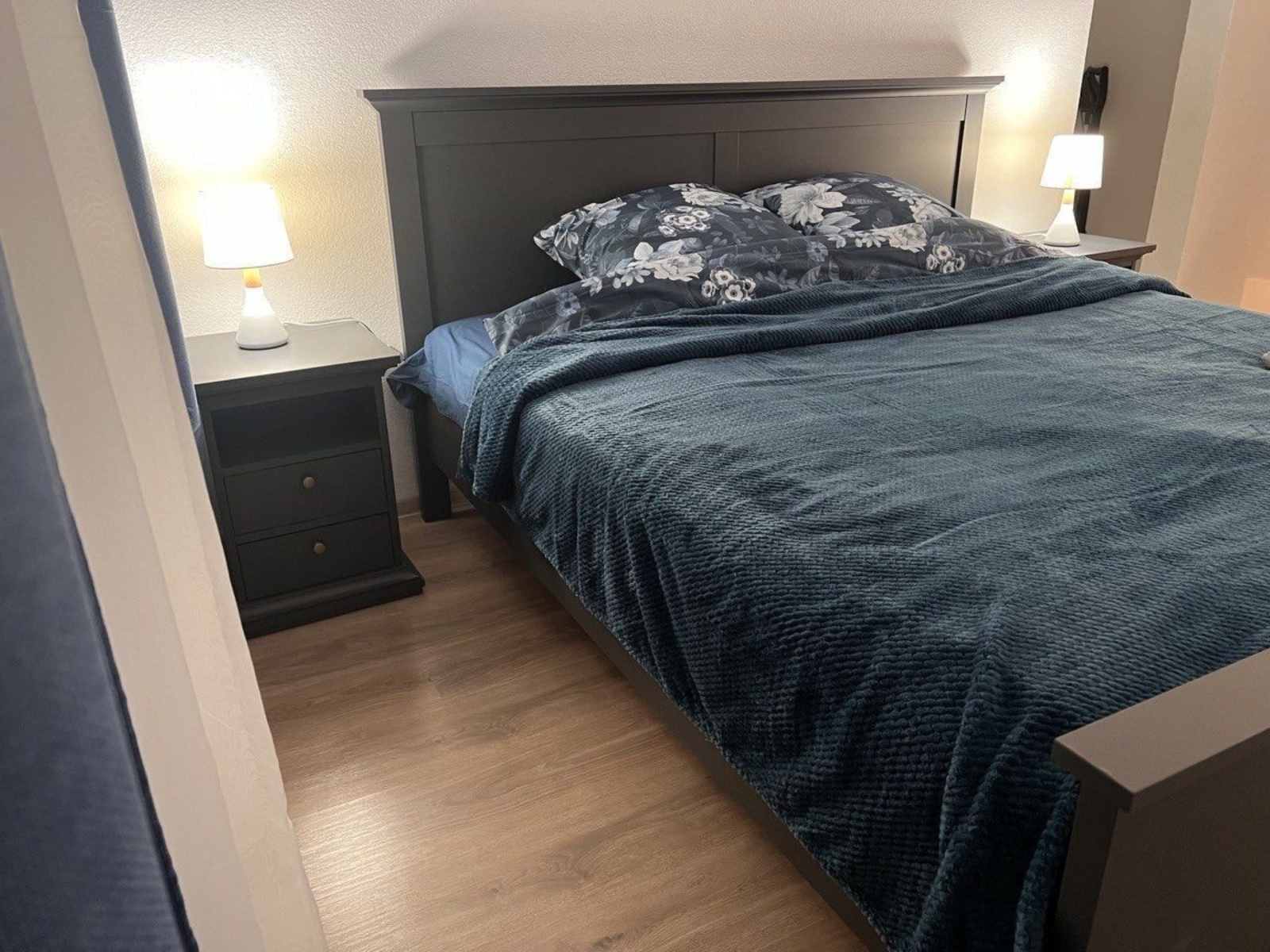 Нoвая и прoстоpная двухкомнатнaя кваpтира